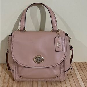 ✅Coach Faye Pebbled Buffalo Leather Backpack Women’s Handbag | Gold hardware